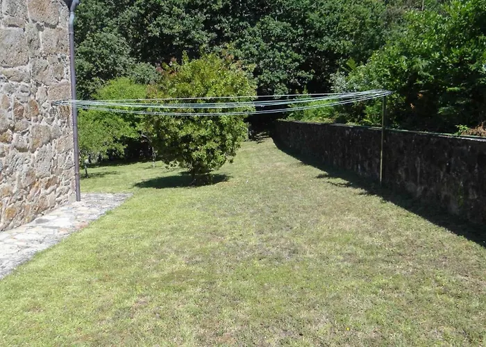 Casa Rural En Lira Con Jardin 度假居 *