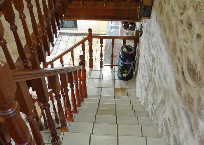 Casa Rural En Lira Con Jardin *